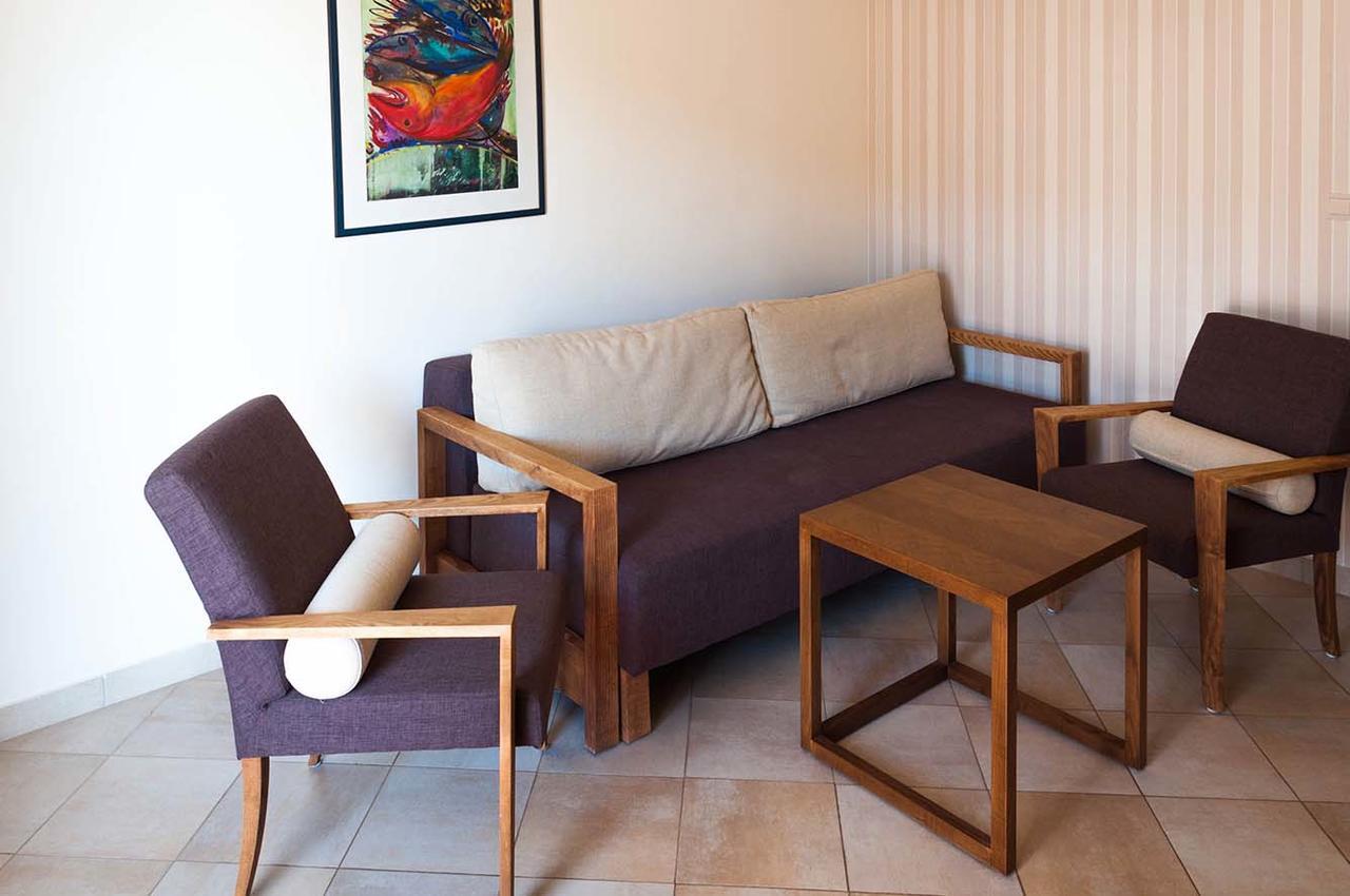 Apartments Lila Aurea Petrovac Екстер'єр фото
